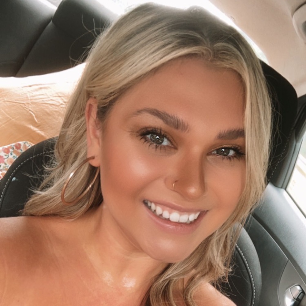 Meet your Posher, Kaitlynn